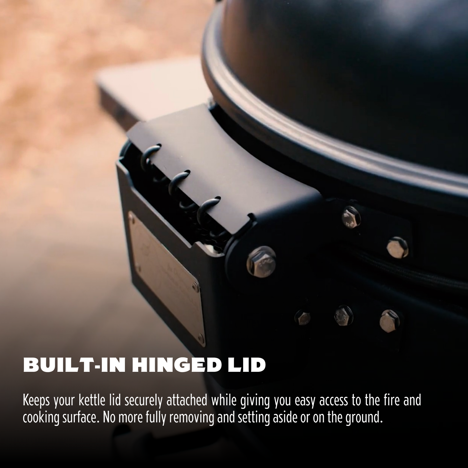 Close-up of a built-in hinged lid on a kettle with text explaining its features.