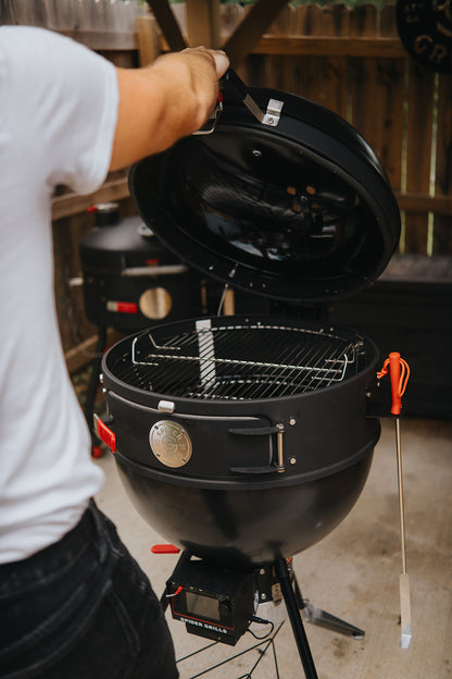 WebCraft Ring + Pizza Oven for 22" Weber Kettles